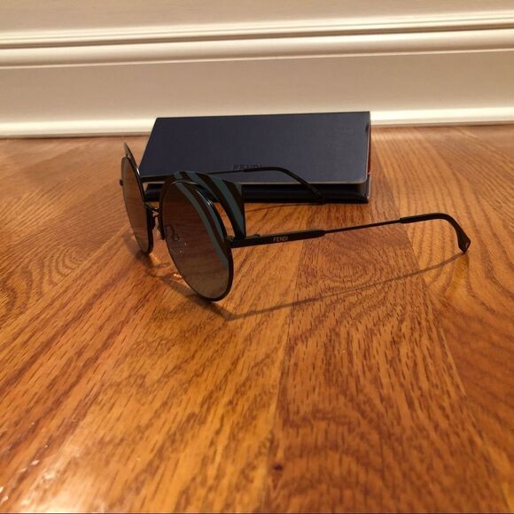 FENDI 0215/S 53 mm - Picture 2 of 6